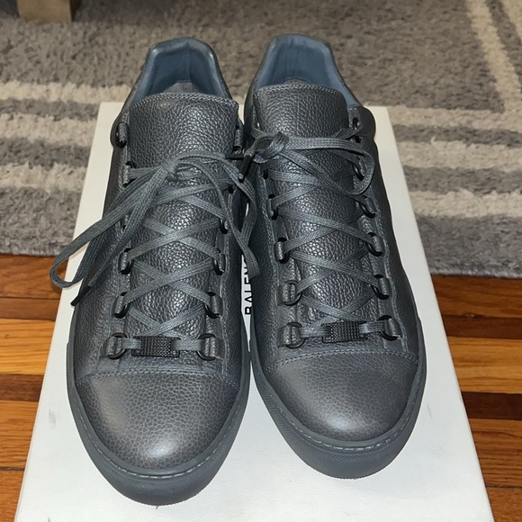 Men’s Balenciaga sneakers - Picture 6 of 6